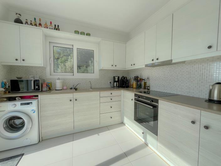 Image No.19-2 Bed Villa / Detached for sale