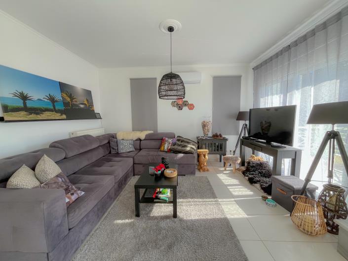 Image No.17-2 Bed Villa / Detached for sale