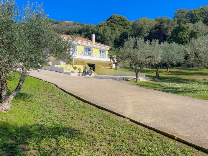 Image No.30-2 Bed Villa / Detached for sale