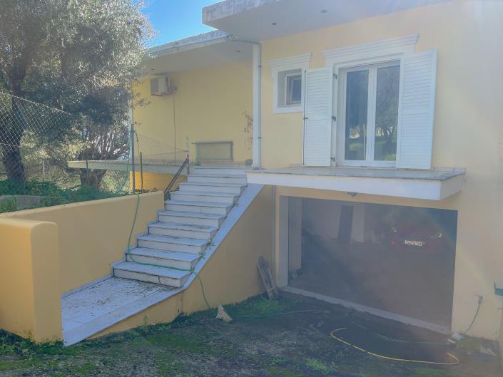 Image No.18-2 Bed House for sale