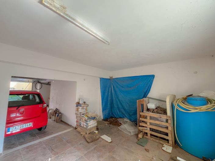 Image No.29-2 Bed House for sale