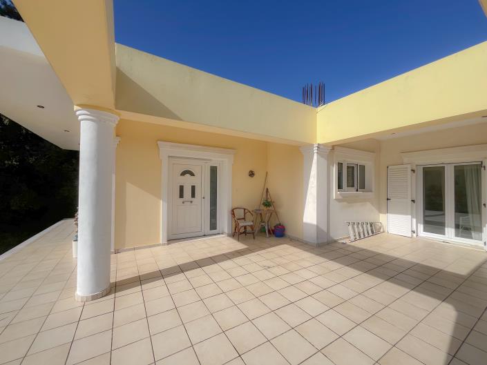 Image No.19-2 Bed House for sale