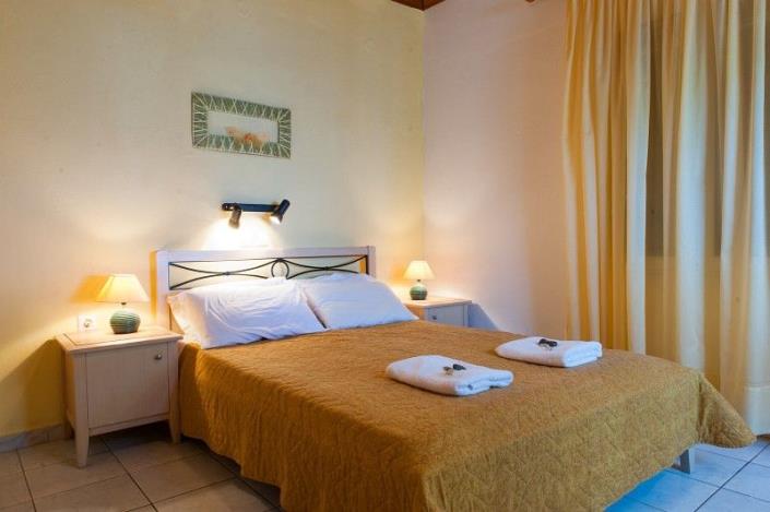 Image No.12-1 Bed Villa for sale