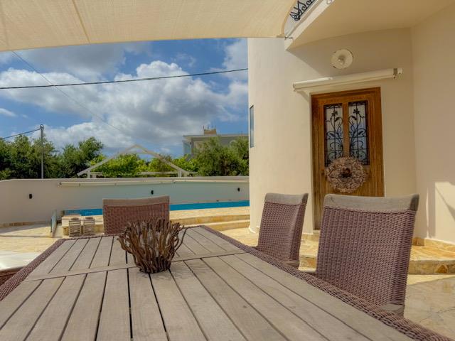 Image No.10-2 Bed Villa for sale