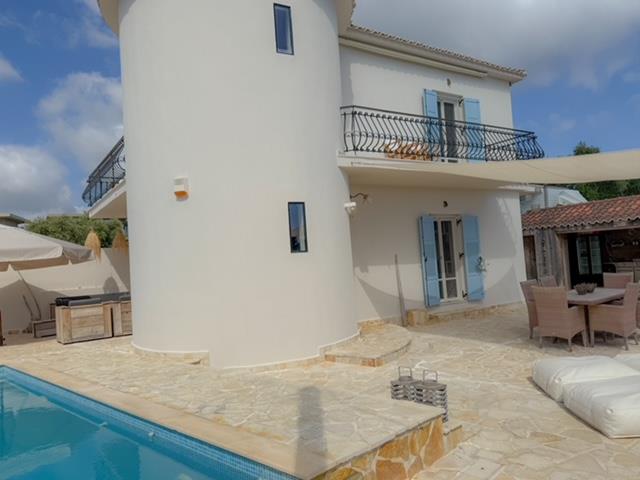 Image No.3-2 Bed Villa for sale