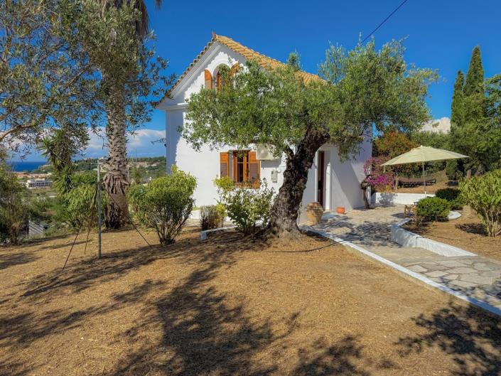 Image No.9-2 Bed Villa for sale