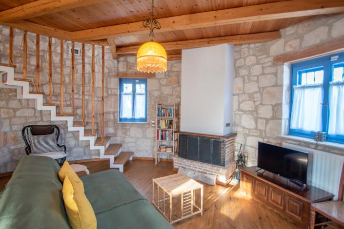 Image No.11-2 Bed Villa for sale