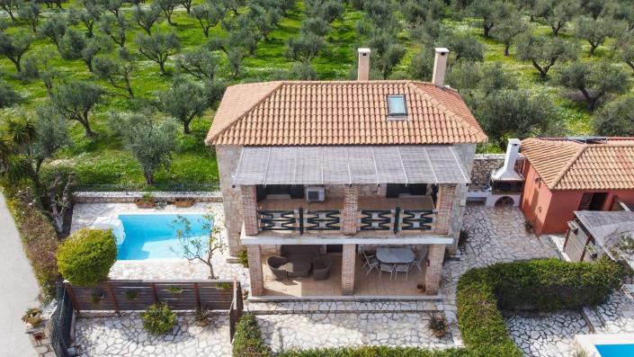 Image No.1-2 Bed Villa for sale