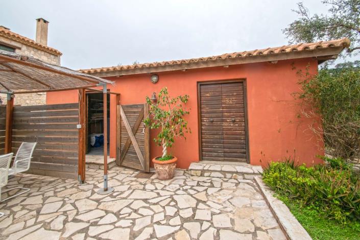 Image No.24-2 Bed Villa for sale