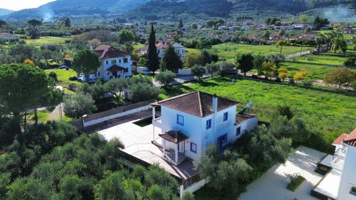 Image No.8-3 Bed Villa for sale