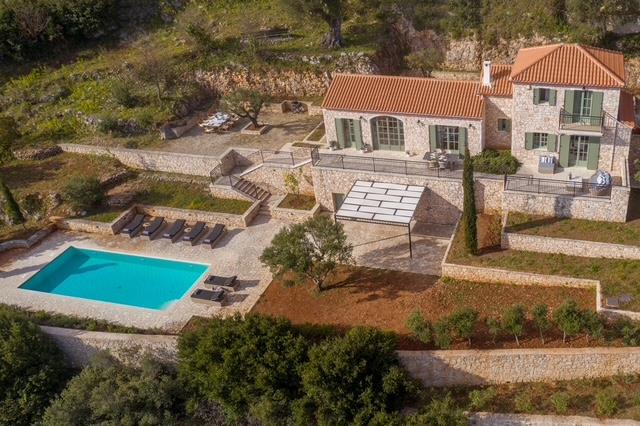 Image No.2-4 Bed House/Villa for sale