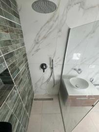 6cf6eacf-abd8-4b5f-8d31-aa03f21e09d8