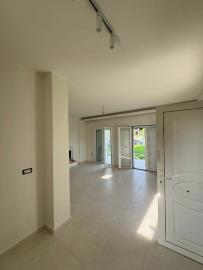 c8783a81-8a09-4b94-8363-4b8d7cd2408f