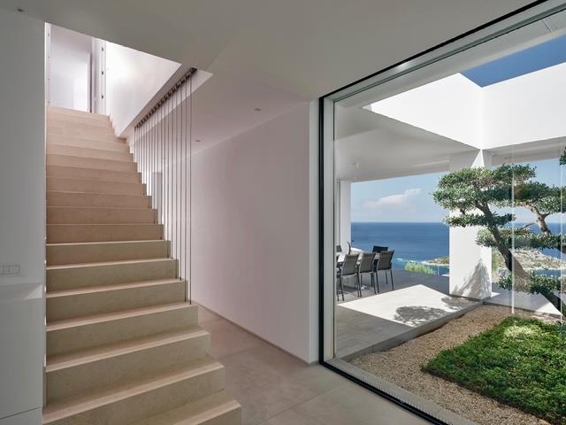 Image No.11-5 Bed Villa / Detached for sale