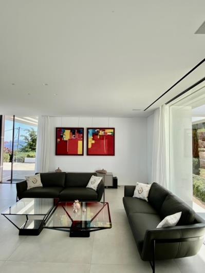 Image No.10-5 Bed Villa / Detached for sale