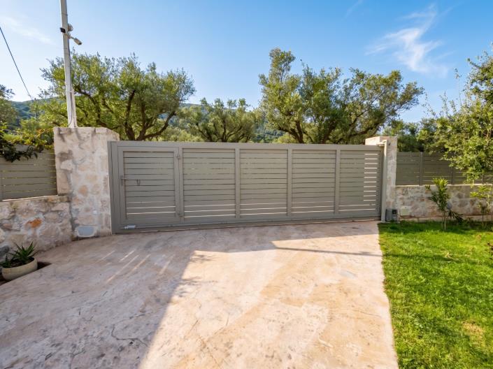 Image No.20-3 Bed Villa for sale