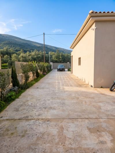 Image No.23-3 Bed Villa for sale