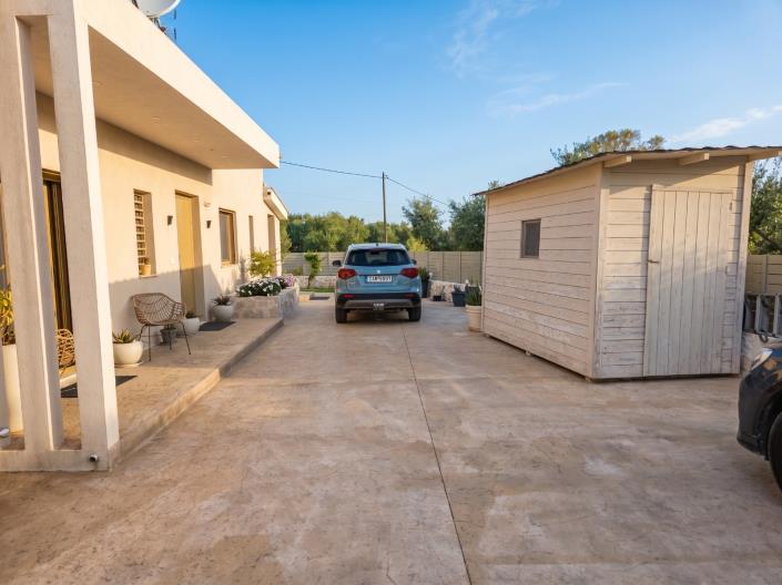 Image No.24-3 Bed Villa for sale