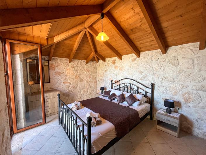 Image No.8-3 Bed Villa for sale