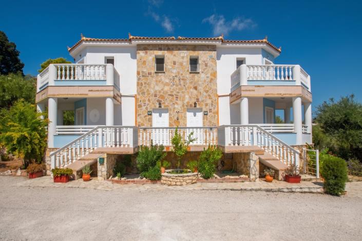 Image No.2-1 Bed Semi-Detached for sale