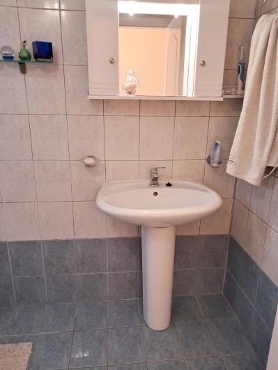 Image No.17-2 Bed House for sale