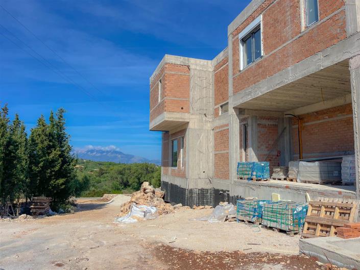 Image No.22-4 Bed Property for sale