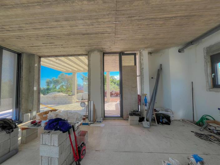 Image No.35-4 Bed Property for sale