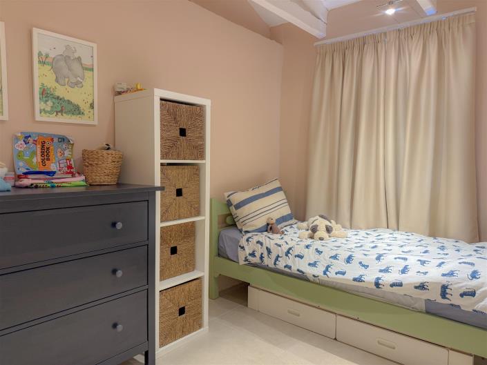 Image No.20-6 Bed Cottage for sale