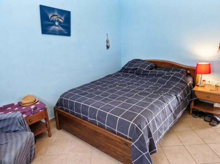 Image No.11-3 Bed House for sale