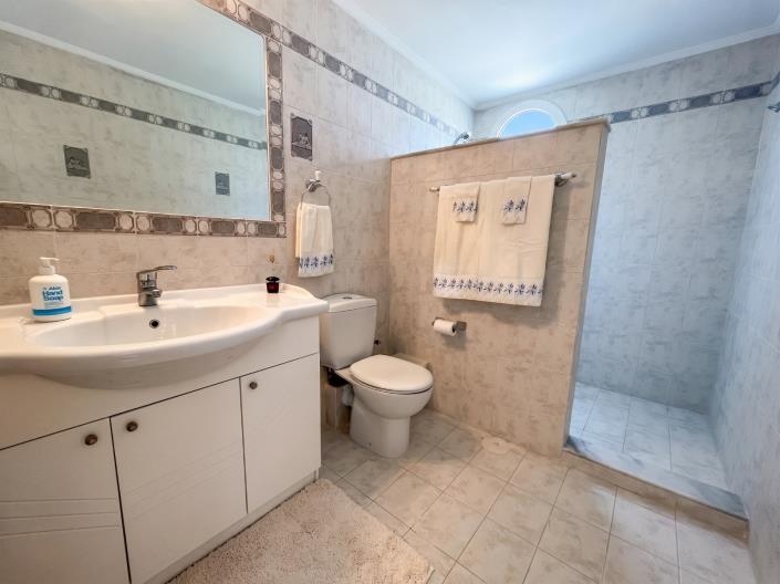 Image No.24-5 Bed Villa for sale