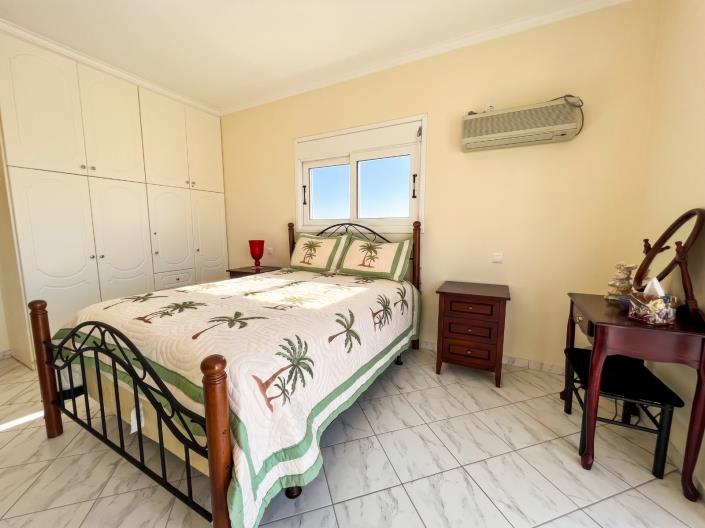 Image No.28-5 Bed Villa for sale