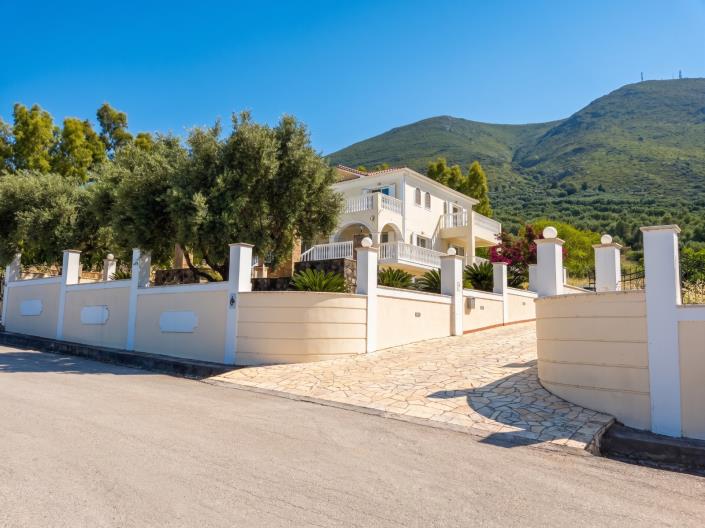 Image No.36-5 Bed Villa for sale