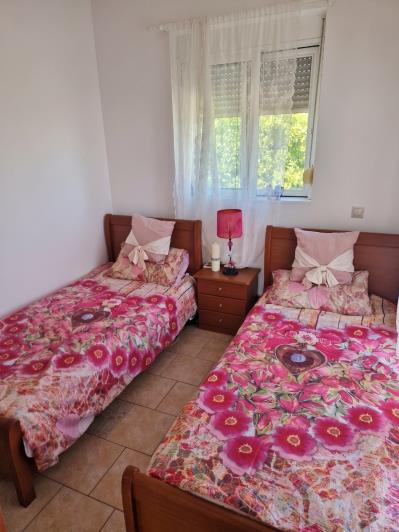 Image No.15-2 Bed House for sale