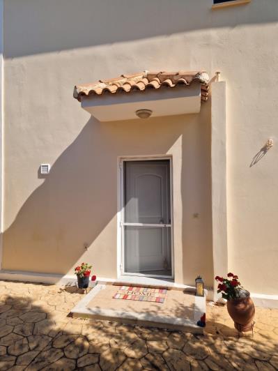 Image No.22-2 Bed House for sale