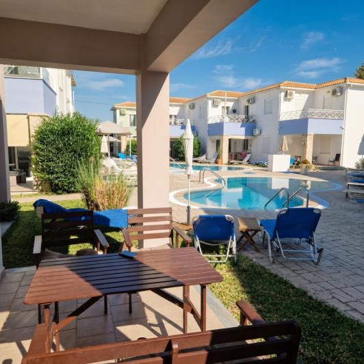 Image No.19-1 Bed House for sale