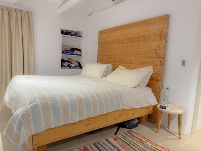 Image No.15-8 Bed Cottage for sale