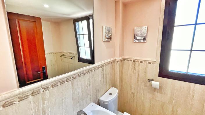 Image No.26-2 Bed Apartment for sale