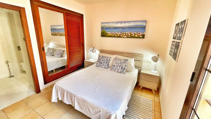 Image No.17-2 Bed Apartment for sale