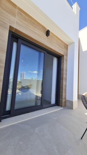 Image No.43-3 Bed Townhouse for sale