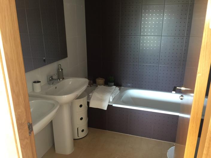 Image No.10-1 Bed Apartment for sale