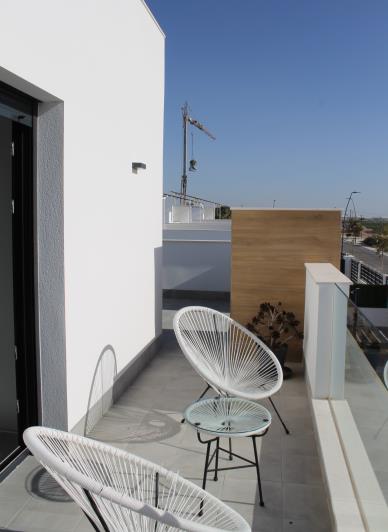 Image No.25-Villa de 2 chambres à vendre à Roldan