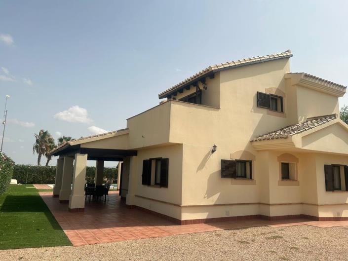 Image No.6-3 Bed Villa / Detached for sale