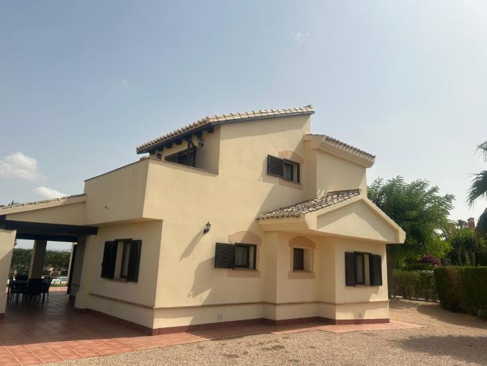 Image No.4-3 Bed Villa / Detached for sale