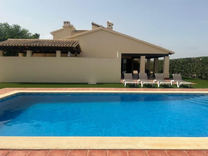 Image No.36-3 Bed Villa / Detached for sale