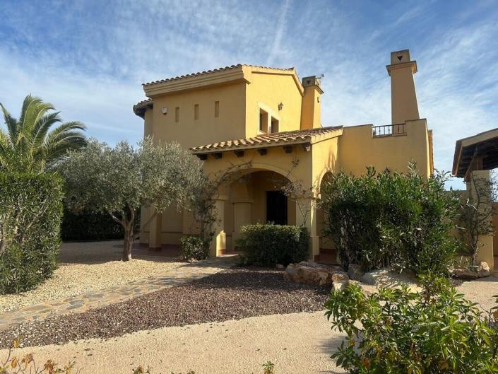 Image No.12-3 Bed Villa / Detached for sale