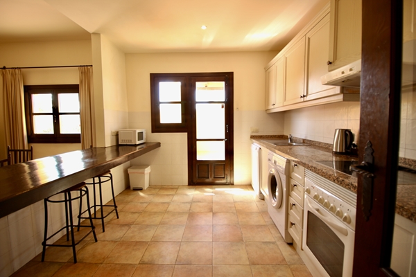 Image No.17-3 Bed Villa for sale