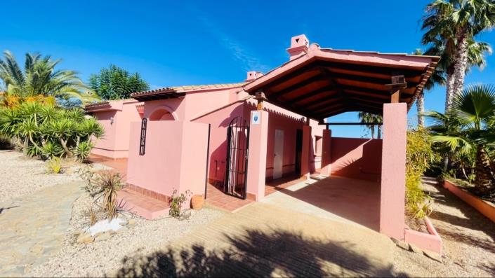 Image No.3-Villa / Détaché de 3 chambres à vendre à Hacienda del Alamo