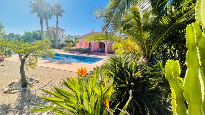 Image No.4-Villa / Détaché de 3 chambres à vendre à Hacienda del Alamo