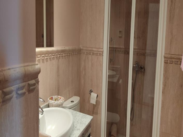 Image No.21-3 Bed Apartment for sale