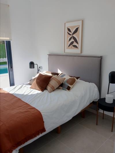 Image No.16-3 Bed Villa / Detached for sale